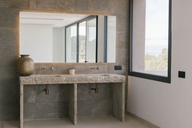 3 sypialnia Willa na sprzedaż w Son Gual, Palma de Mallorca z basenem garażem - 2 400 000 € (Ref: 9822420)