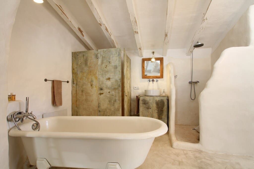 4 bedroom Townhouse for sale in Pollensa / Pollenca - € 1,100,000 (Ref: 9831265)