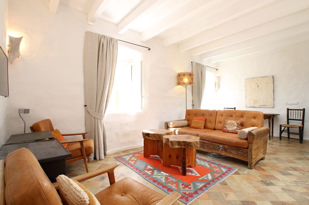 4 bedroom Townhouse for sale in Pollensa / Pollenca - € 1,100,000 (Ref: 9831265)