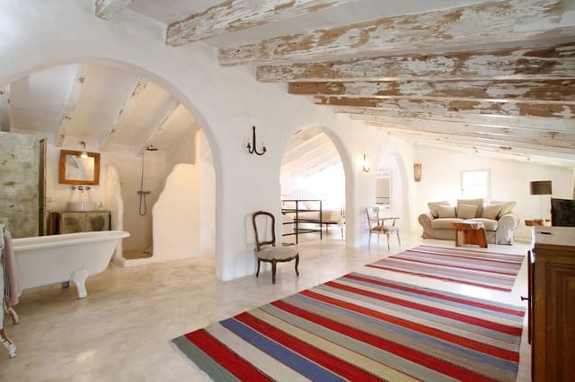 4 sypialnia Dom na sprzedaż w Pollensa / Pollença - 1 100 000 € (Ref: 9831265)