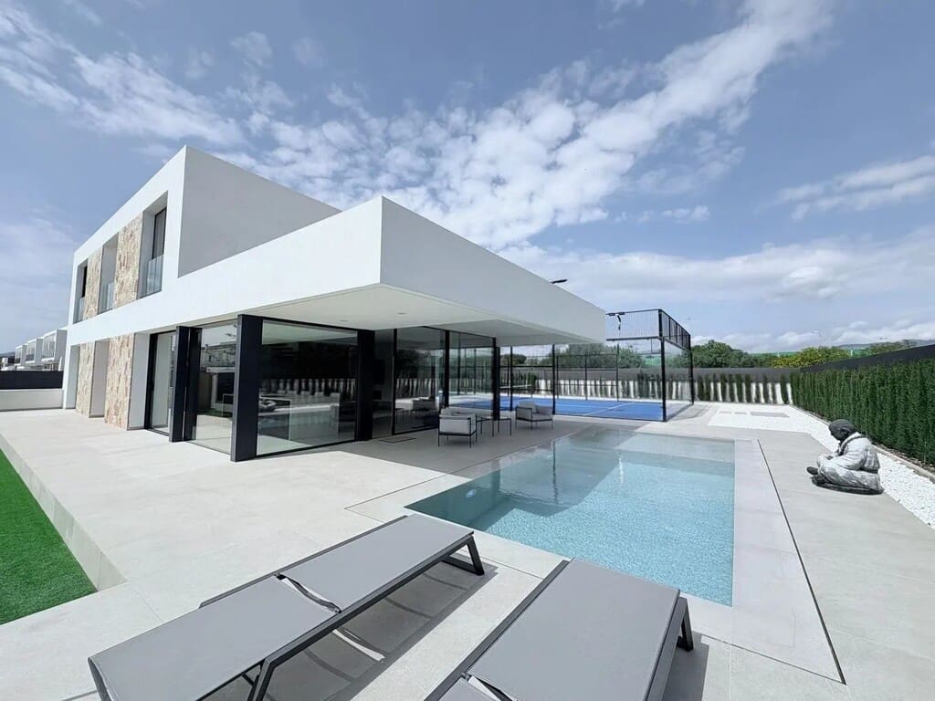 4 bedroom Villa for sale in Marratxi with pool garage - € 2,150,000 (Ref: 9842717)