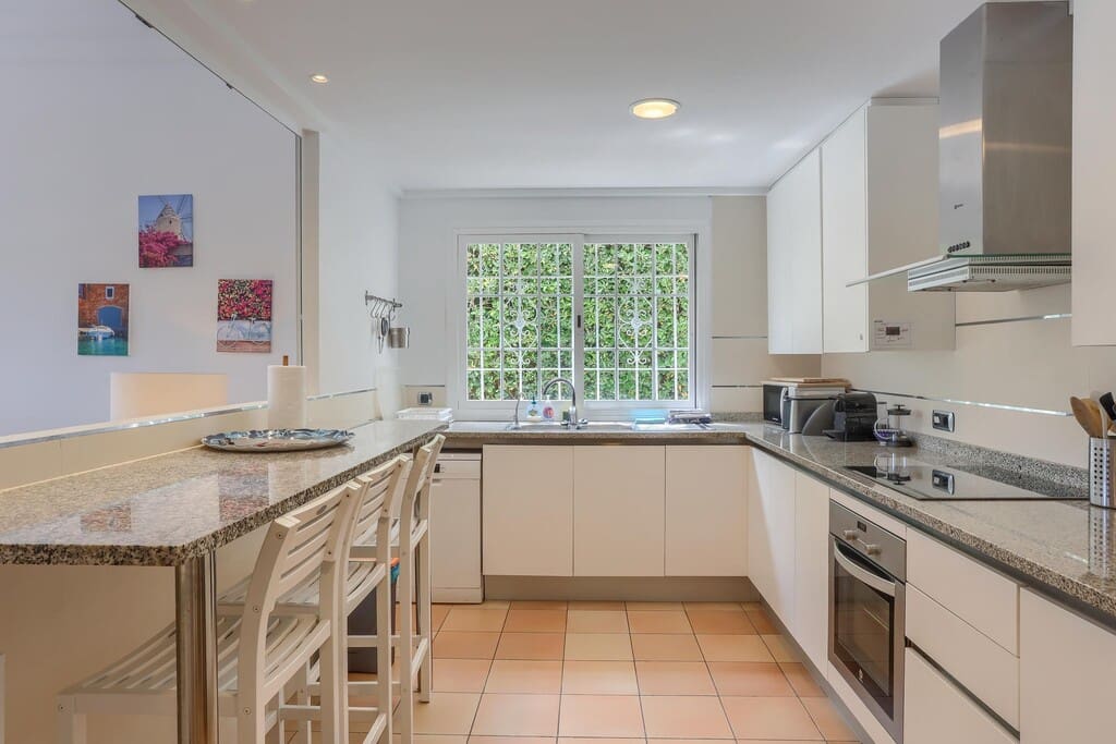 5 bedroom Villa for sale in Cala d'Or with pool - € 3,625,000 (Ref: 9842718)