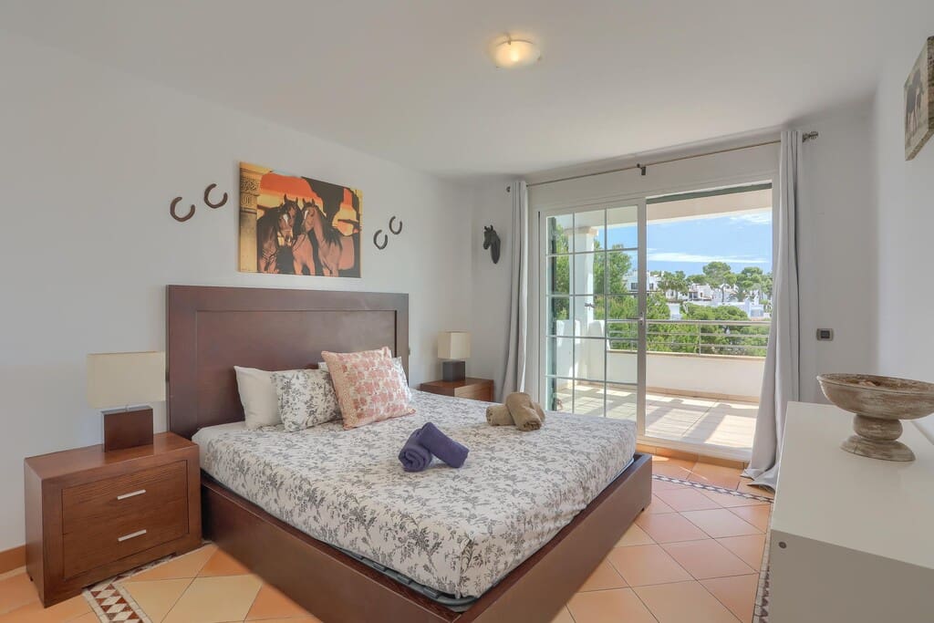 5 bedroom Villa for sale in Cala d'Or with pool - € 3,625,000 (Ref: 9842718)
