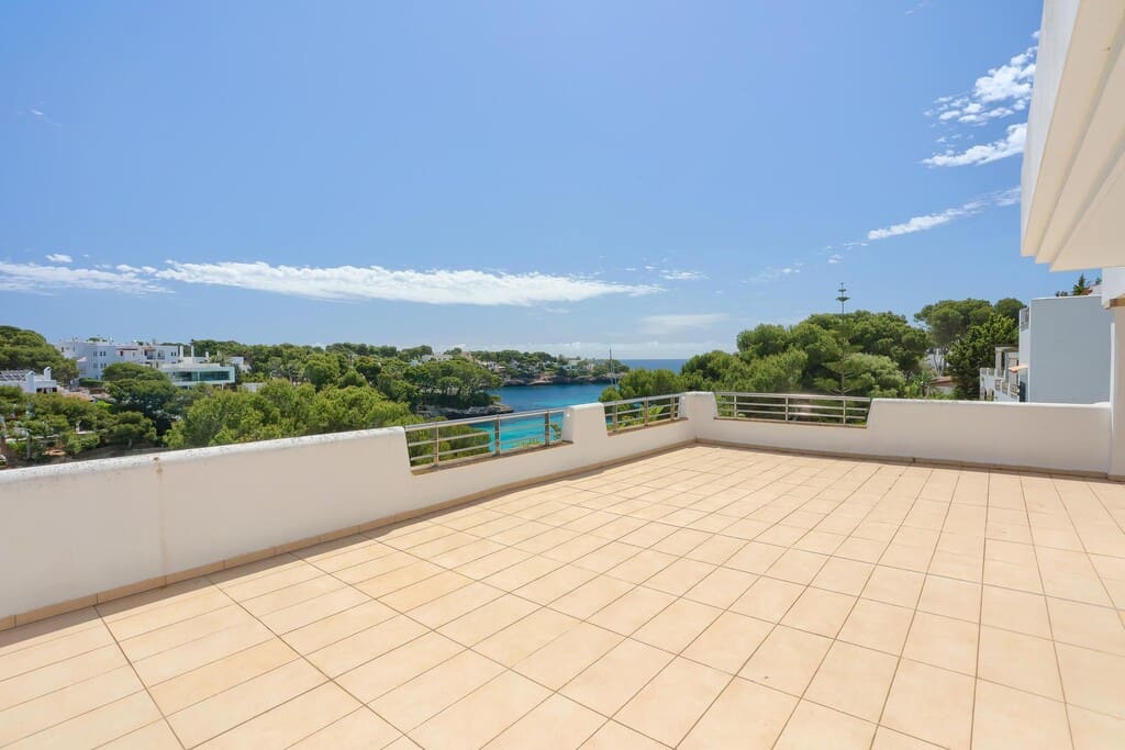 5 bedroom Villa for sale in Cala d'Or with pool - € 3,625,000 (Ref: 9842718)