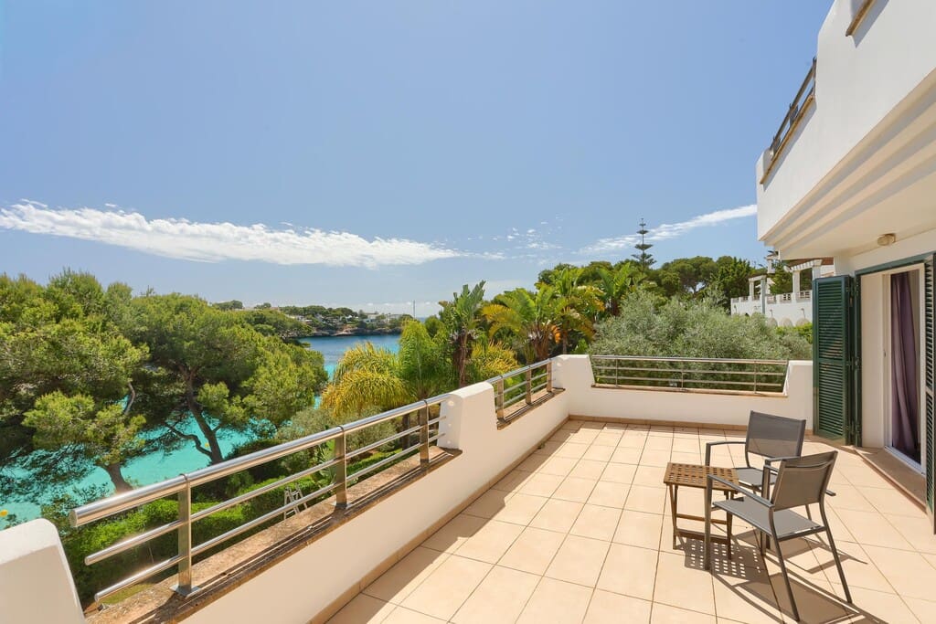 5 bedroom Villa for sale in Cala d'Or with pool - € 3,625,000 (Ref: 9842718)