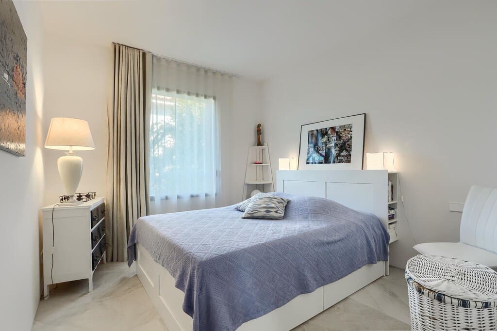 3 sypialnia Apartament na sprzedaż w Palma de Mallorca z basenem garażem - 1 650 000 € (Ref: 9845234)