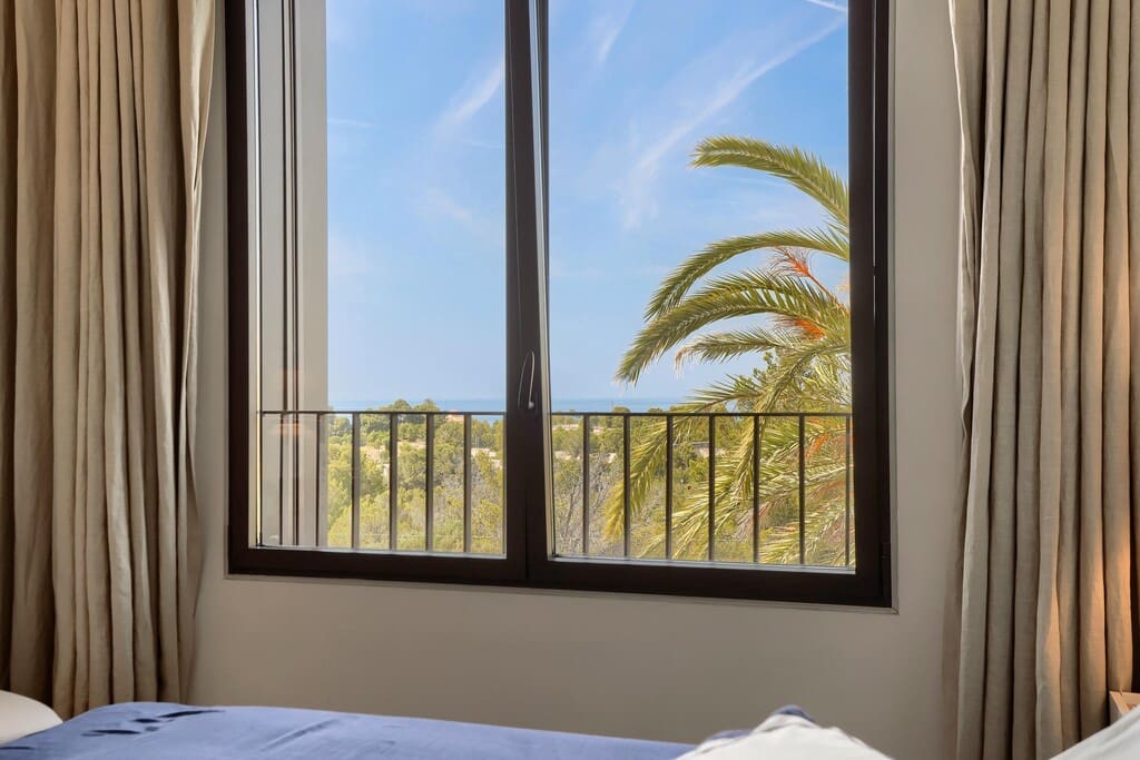 3 sypialnia Apartament na sprzedaż w Palma de Mallorca z basenem garażem - 1 650 000 € (Ref: 9845234)