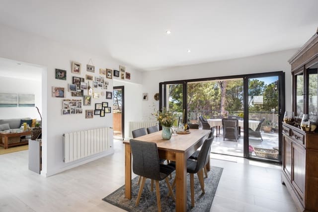 4 chambre Villa/Maison à vendre à Costa de la Calma, Calvià avec piscine garage - 1 750 000 € (Ref: 9845235)