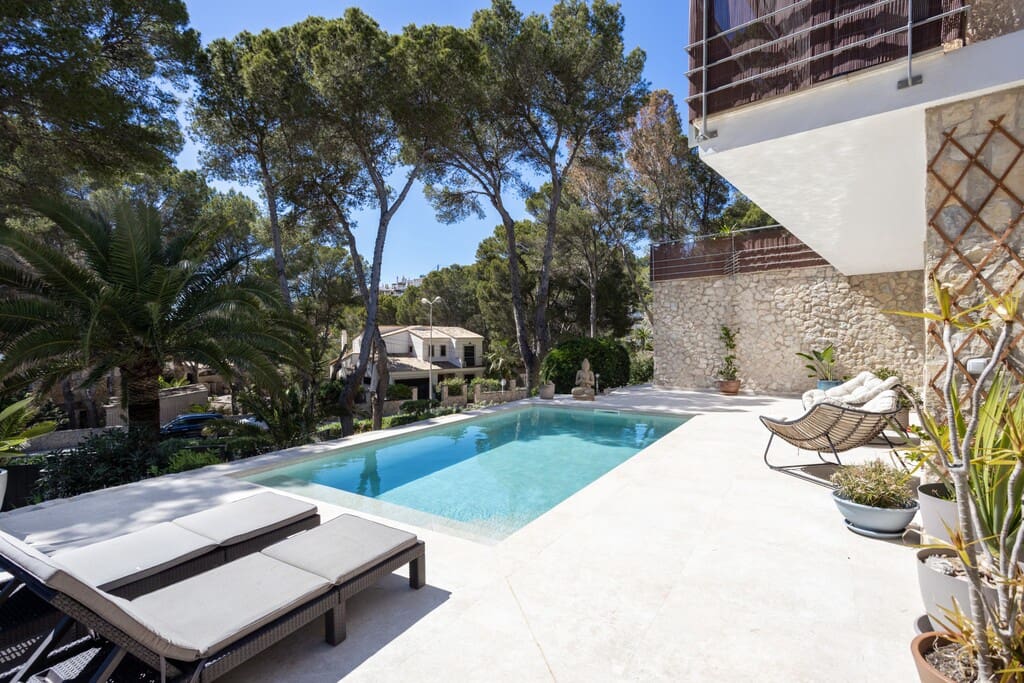 4 bedroom Villa for sale in Costa de la Calma with pool garage - € 1,750,000 (Ref: 9845235)