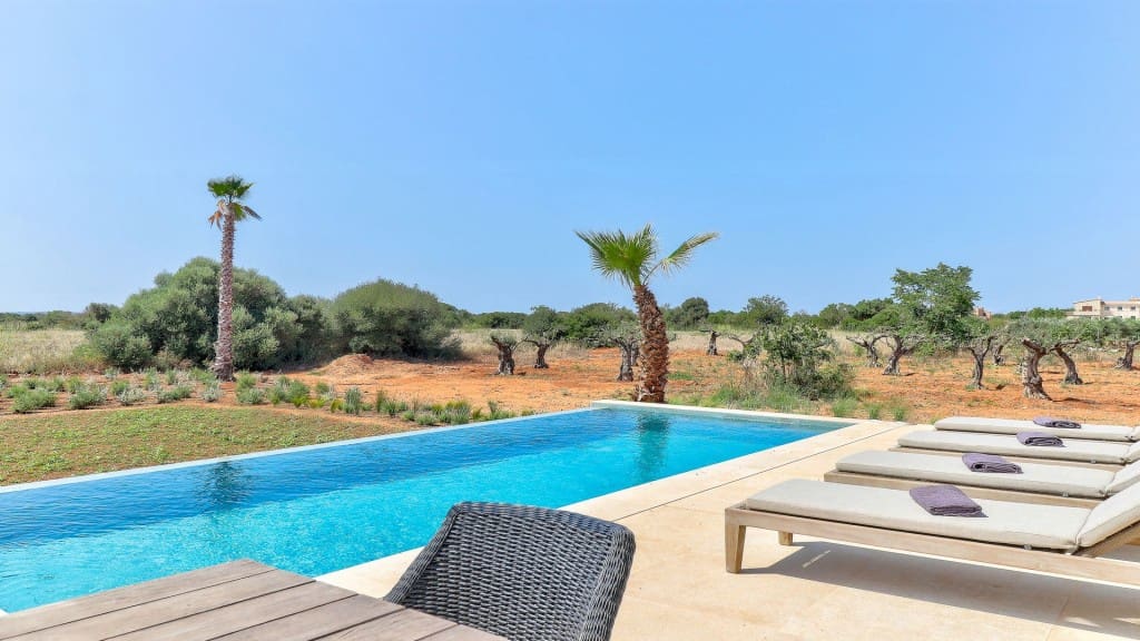 4 slaapkamer Finca/Landhuis te koop in Campos met zwembad - € 1.900.000 (Ref: 9849202)