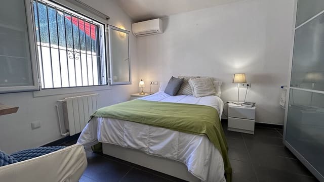 4 makuuhuone Huvila myytävänä paikassa Costa de la Calma, Calvià mukana uima-altaan 
autotalli - 1 300 000 € (Ref: 9864976)