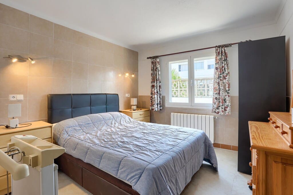 3 soverom Villa til salgs i Puerto de Alcudia med svømmebasseng - € 535 000 (Ref: 9875845)