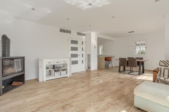 4 quarto Moradia para venda em Son Serra de Marina, Santa Margalida com piscina garagem - 1 050 000 € (Ref: 9880731)
