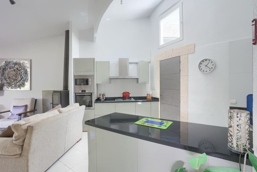 2 bedroom Villa for sale in Pollensa / Pollenca with pool - € 575,000 (Ref: 9894065)