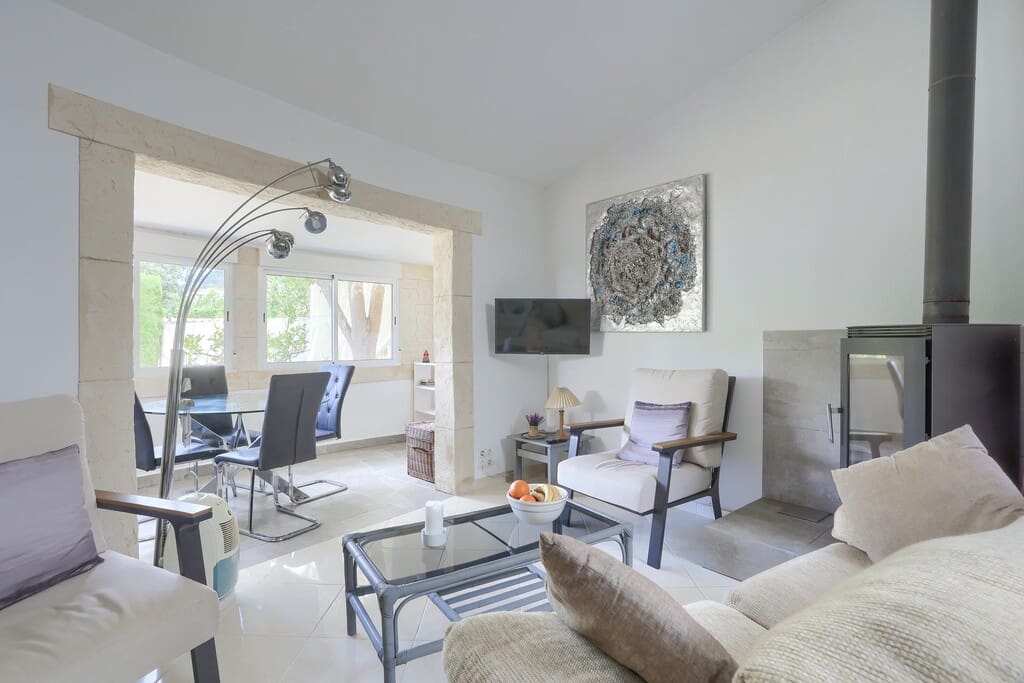2 bedroom Villa for sale in Pollensa / Pollenca with pool - € 575,000 (Ref: 9894065)