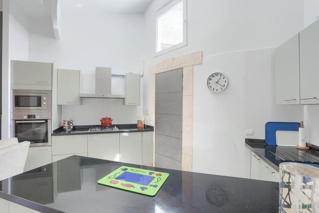 2 bedroom Villa for sale in Pollensa / Pollenca with pool - € 575,000 (Ref: 9894065)