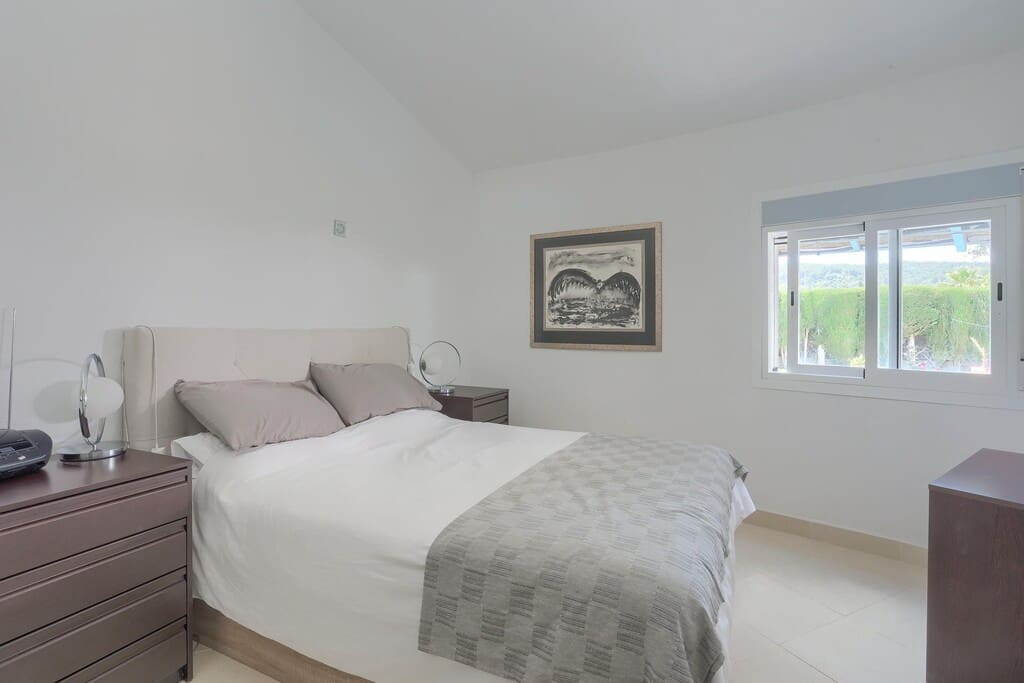 2 bedroom Villa for sale in Pollensa / Pollenca with pool - € 575,000 (Ref: 9894065)