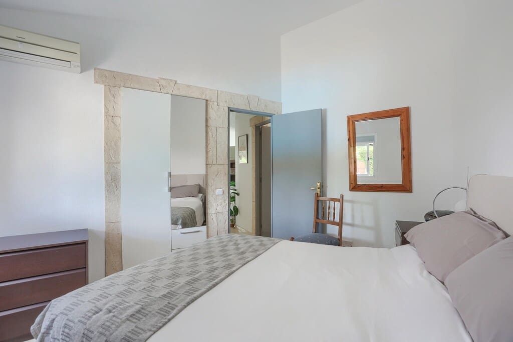 2 bedroom Villa for sale in Pollensa / Pollenca with pool - € 575,000 (Ref: 9894065)