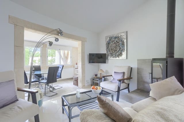 2 bedroom Villa for sale in Pollensa / Pollença with pool - € 575,000 (Ref: 9894065)