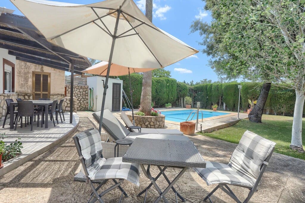 2 bedroom Villa for sale in Pollensa / Pollenca with pool - € 575,000 (Ref: 9894065)