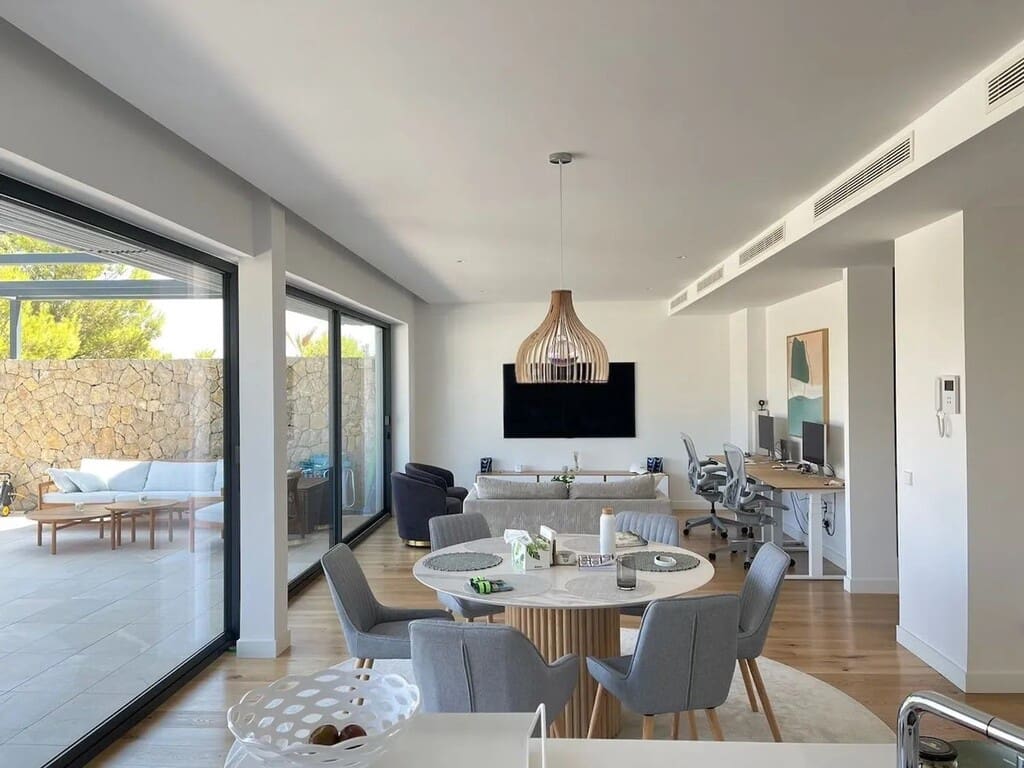3 soveværelse Villa til salg i Cala Vinyes / Cala Vinyas / Cala Vinas med swimmingpool garage - € 1.685.000 (Ref: 9912744)