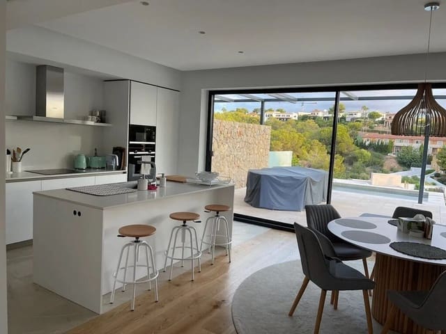 3 soveværelse Villa til salg i Cala Vinyes / Cala Vinyas / Cala Viñas, Calvià med swimmingpool garage - € 1.685.000 (Ref: 9912744)