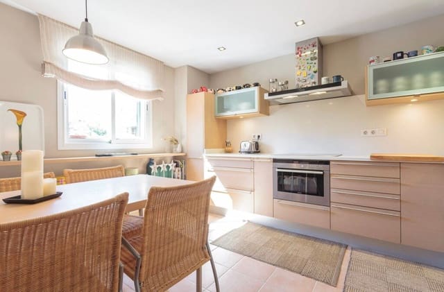 3 bedroom Townhouse for sale in Búger with garage - € 519,000 (Ref: 9912745)