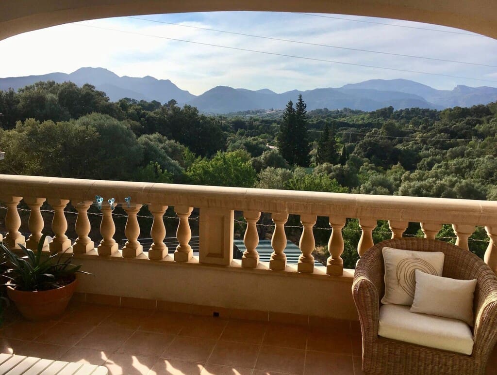 3 bedroom Townhouse for sale in Buger with garage - € 519,000 (Ref: 9912745)