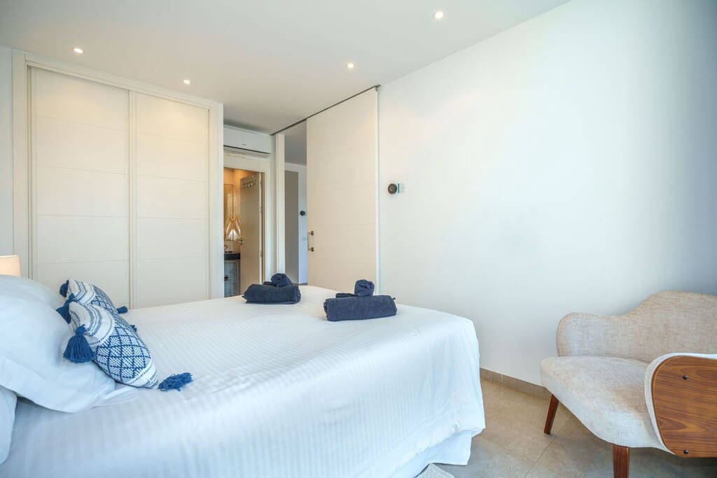 3 soverom Penthouse til salgs i Cala San Vicente / Cala Sant Vicenc med garasje - € 800 000 (Ref: 9949370)