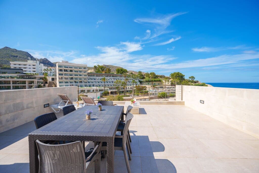 3 soverom Penthouse til salgs i Cala San Vicente / Cala Sant Vicenc med garasje - € 800 000 (Ref: 9949370)