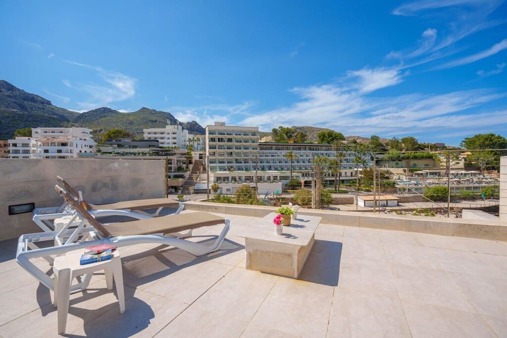 3 soverom Penthouse til salgs i Cala San Vicente / Cala Sant Vicenc med garasje - € 800 000 (Ref: 9949370)