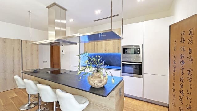 Apartamento de 3 habitaciones en La Seu, Palma de Mallorca en venta con garaje - 1.395.000 € (Ref: 9949375)