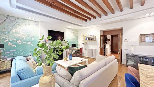 Apartamento de 3 habitaciones en La Seu, Palma de Mallorca en venta con garaje - 1.395.000 € (Ref: 9949375)