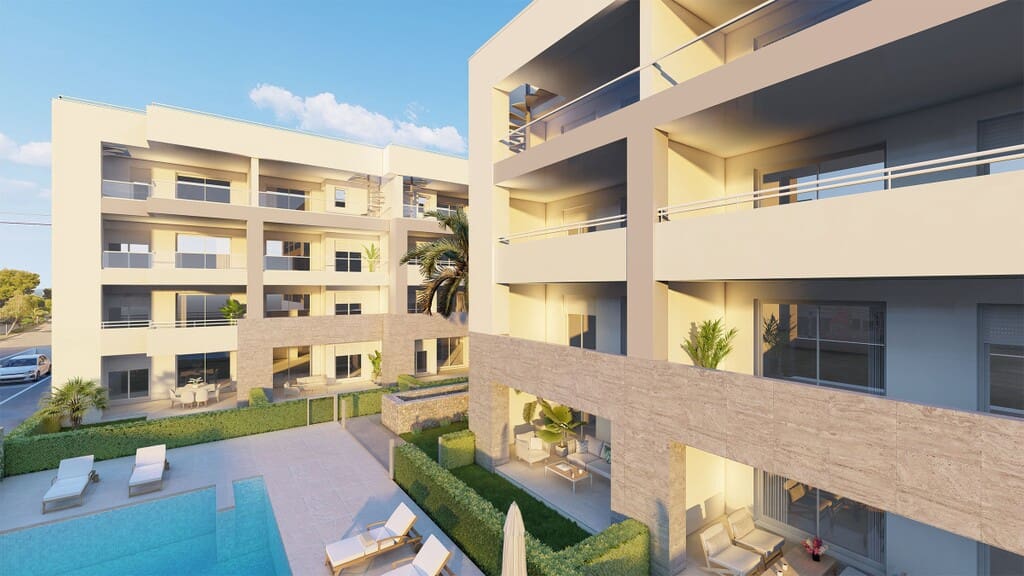 2 soveværelse Lejlighed til salg i Cala Ratjada med swimmingpool garage - € 395.000 (Ref: 9949376)