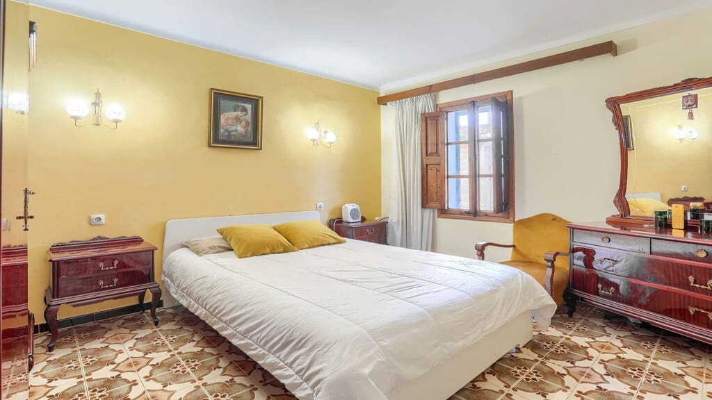 Casa de 3 habitaciones en Alcúdia en venta - 342.000 € (Ref: 9949377)