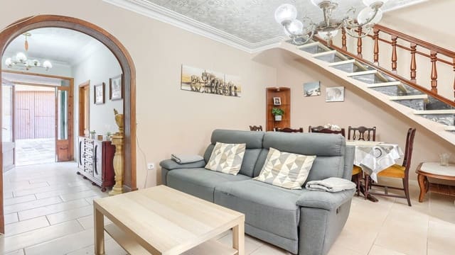 Casa de 3 habitaciones en Alcúdia en venta - 342.000 € (Ref: 9949377)