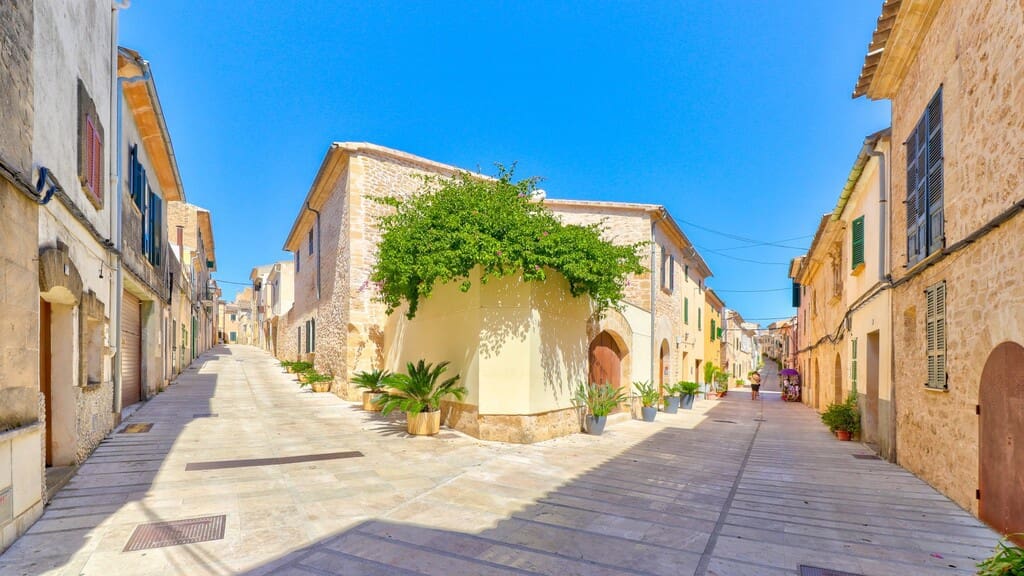 Casa de 3 habitaciones en Alcúdia en venta - 342.000 € (Ref: 9949377)