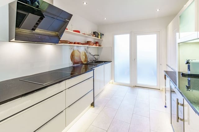 3 camera da letto Appartamento in vendita in Santa Ponsa, Calvià con piscina garage - 1.475.000 € (Rif: 9949378)