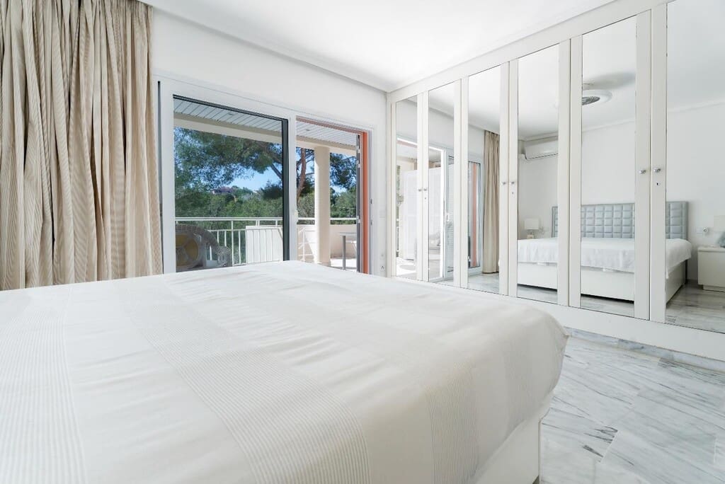 3 bedroom Apartment for sale in Bendinat with pool garage - € 1,050,000 (Ref: 9949380)