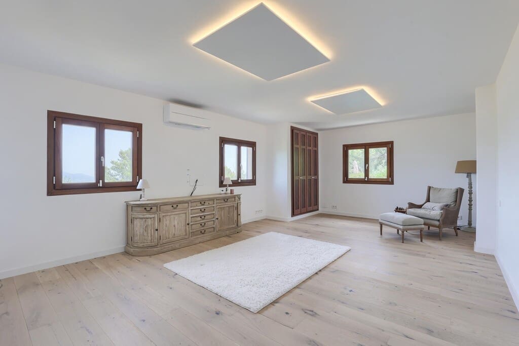 4 chambre Finca/Maison de Campagne à vendre à Esporles avec piscine garage - 1 599 000 € (Ref: 9974981)