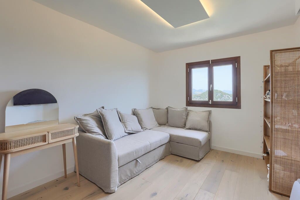 4 chambre Finca/Maison de Campagne à vendre à Esporles avec piscine garage - 1 599 000 € (Ref: 9974981)