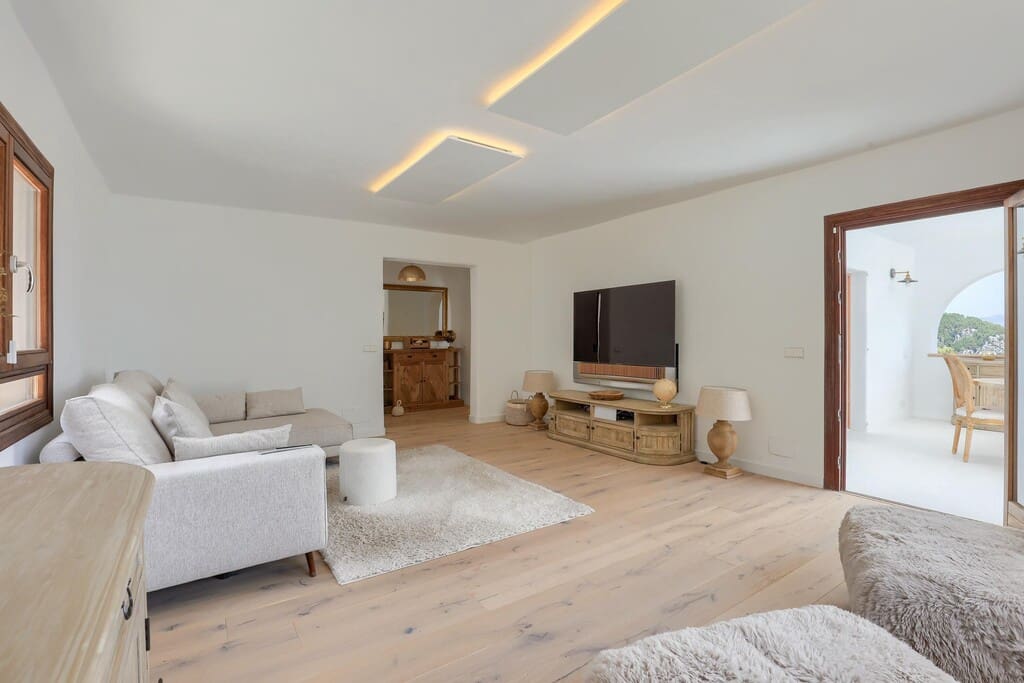 4 chambre Finca/Maison de Campagne à vendre à Esporles avec piscine garage - 1 599 000 € (Ref: 9974981)