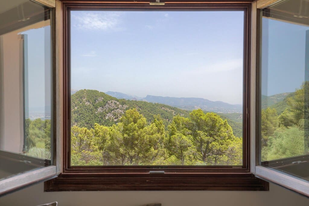4 chambre Finca/Maison de Campagne à vendre à Esporles avec piscine garage - 1 599 000 € (Ref: 9974981)