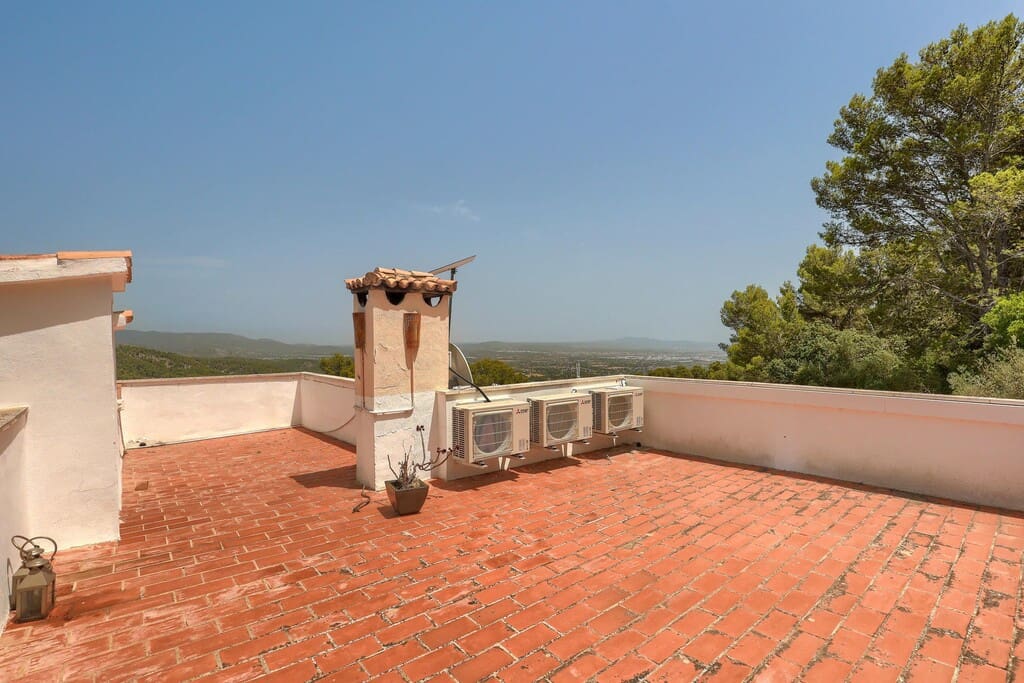 4 chambre Finca/Maison de Campagne à vendre à Esporles avec piscine garage - 1 599 000 € (Ref: 9974981)