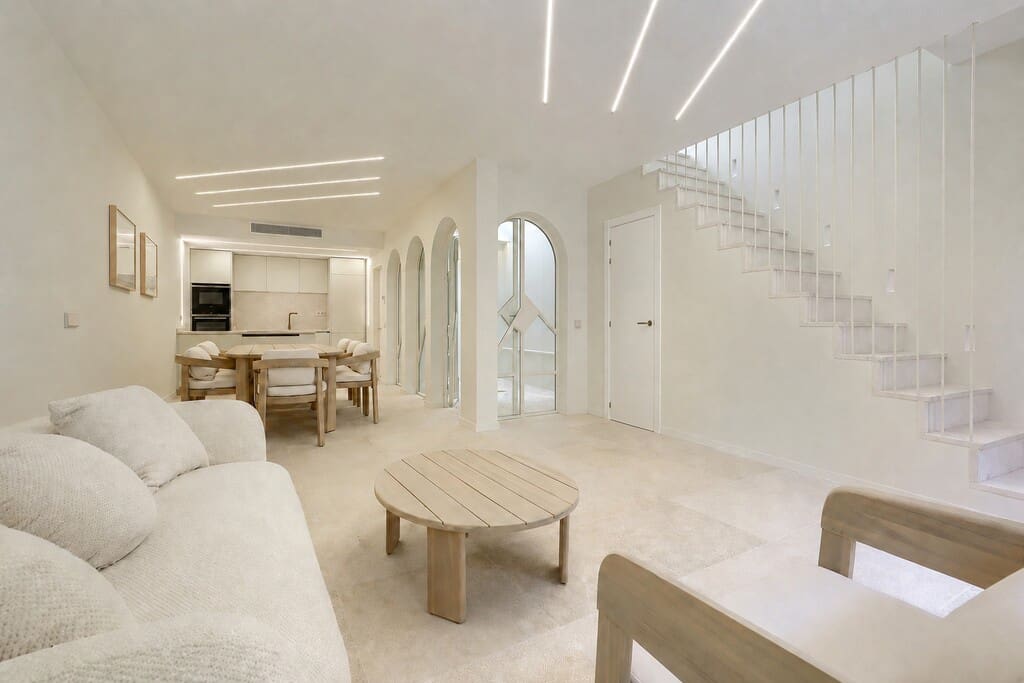 3 bedroom Townhouse for sale in Pollensa / Pollenca - € 845,000 (Ref: 9976903)