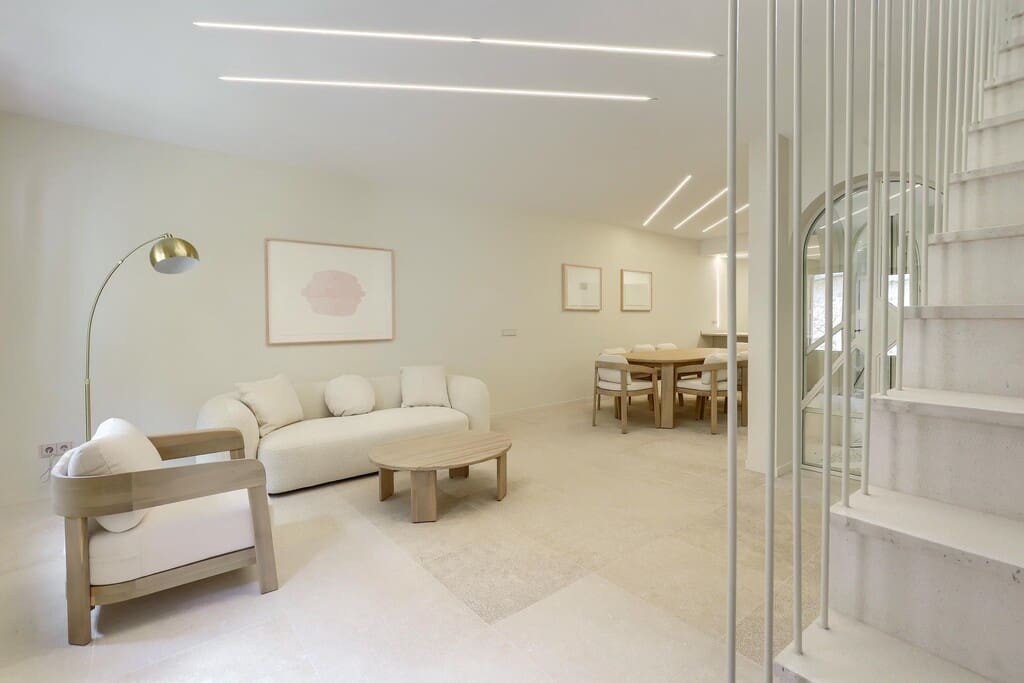 3 bedroom Townhouse for sale in Pollensa / Pollenca - € 845,000 (Ref: 9976903)