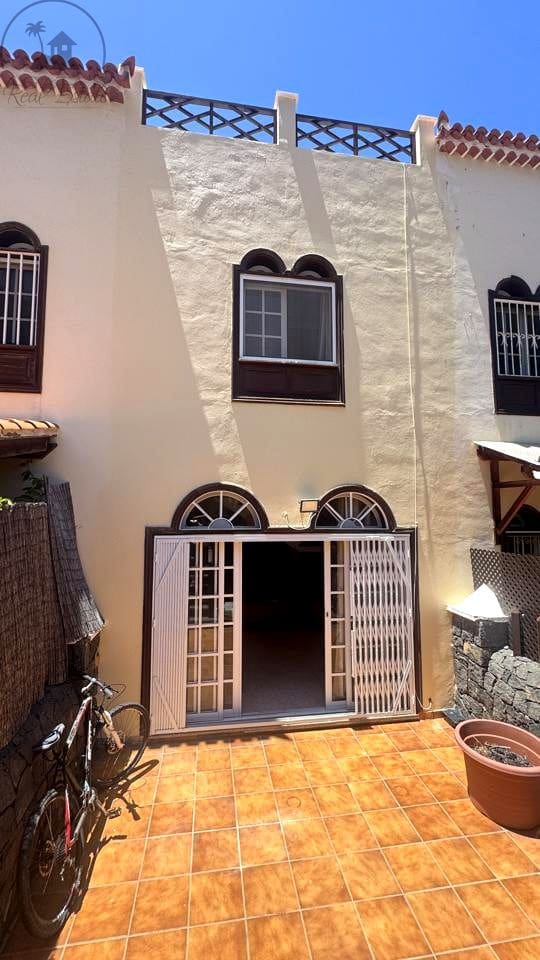 2 bedroom Villa for sale in Icod de los Vinos - € 235,000 (Ref: 10006133)