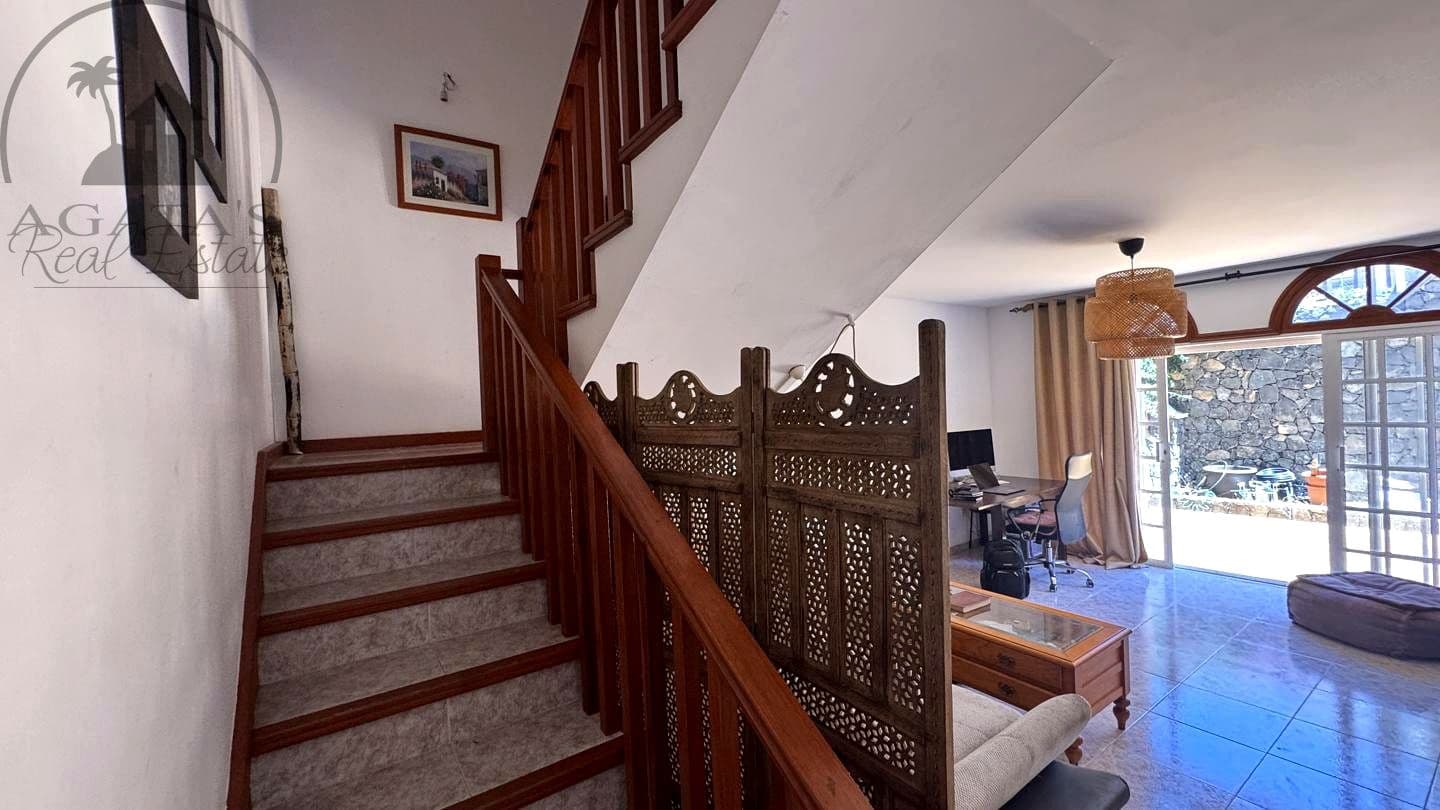2 bedroom Villa for sale in Icod de los Vinos - € 235,000 (Ref: 10006133)