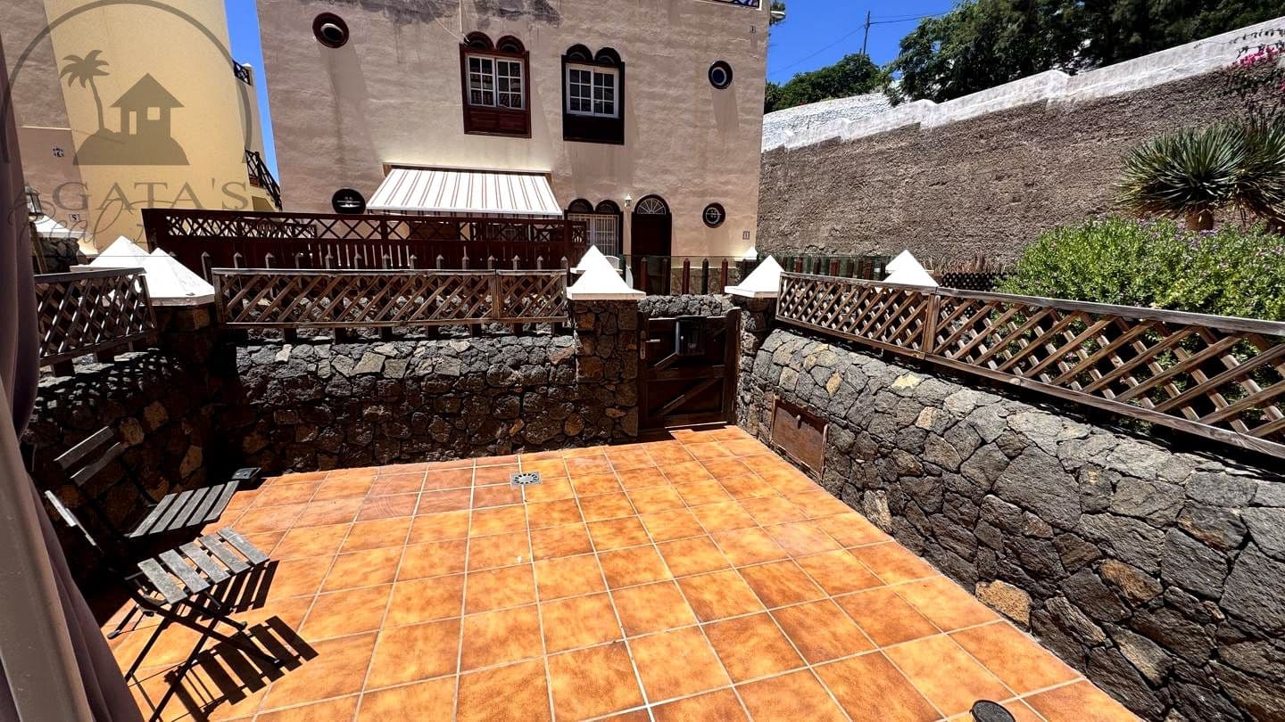2 bedroom Villa for sale in Icod de los Vinos - € 235,000 (Ref: 10006133)