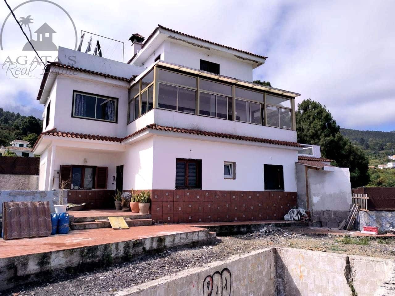 Chalet de 4 habitaciones en Icod de los Vinos en venta con piscina garaje - 395.000 € (Ref: 10008054)